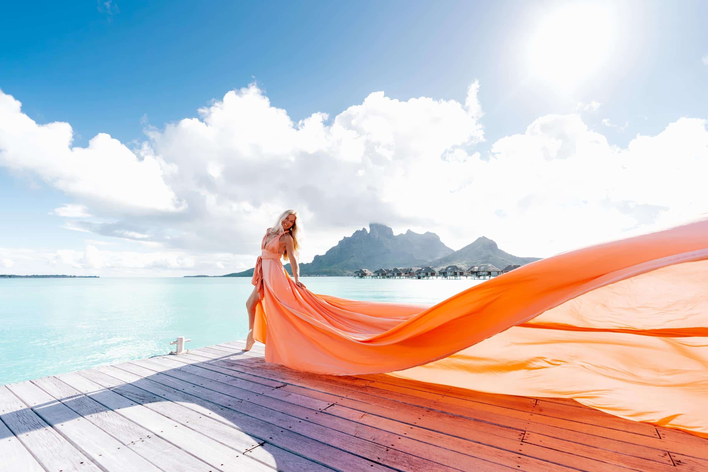 Bora Bora Photographer - Photoshoot with maxi flying dress - Coral Dress