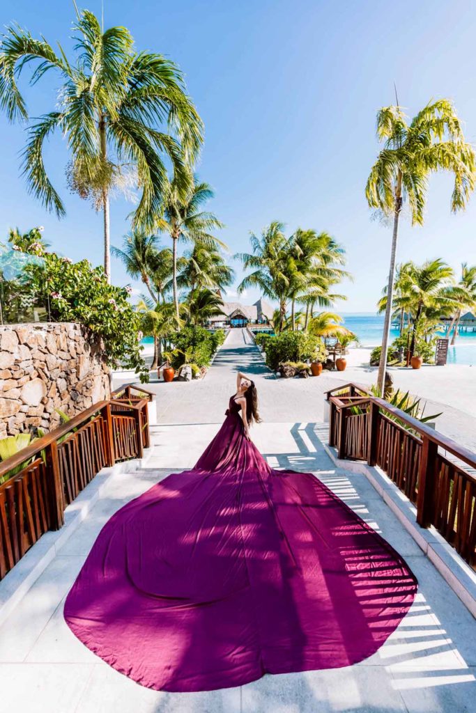 Bora Bora Photographer - Photoshoot with maxi flying dress - Purple Dress