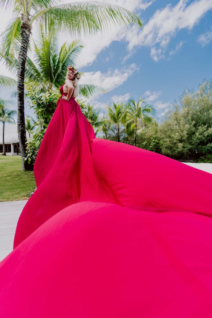 Bora Bora Photographer - Photoshoot with maxi flying dress - Pink Dress
