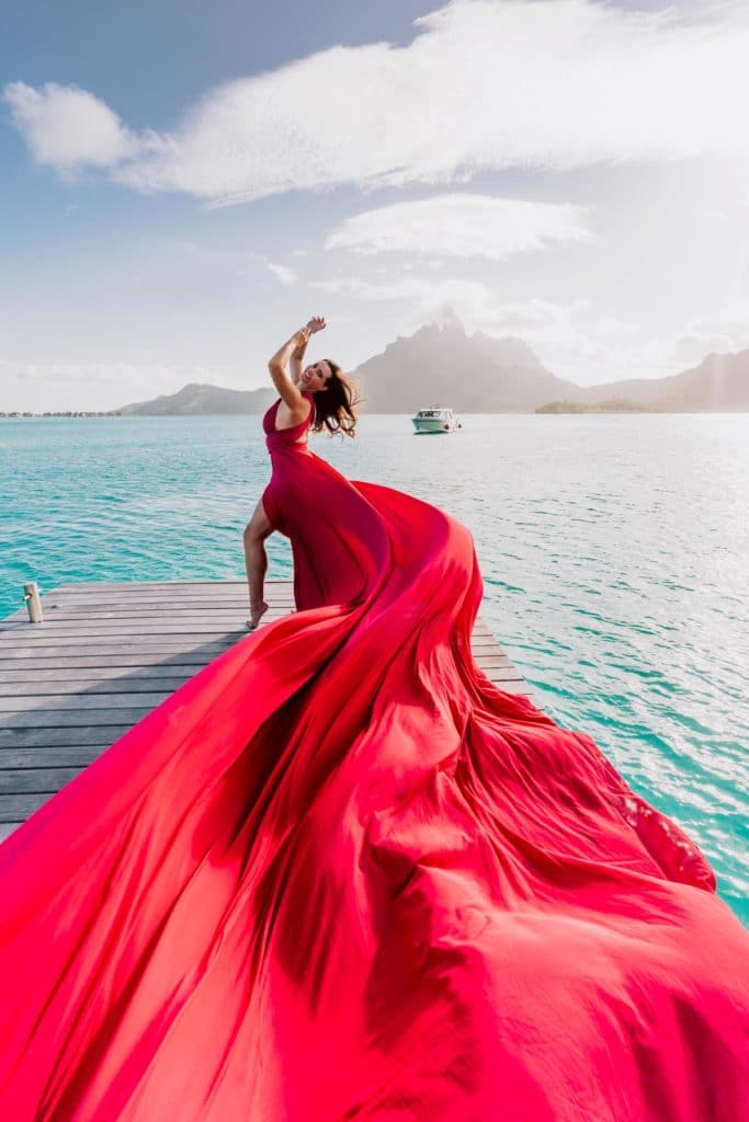 Bora Bora Photographer - Photoshoot with maxi flying dress - Pink Dress