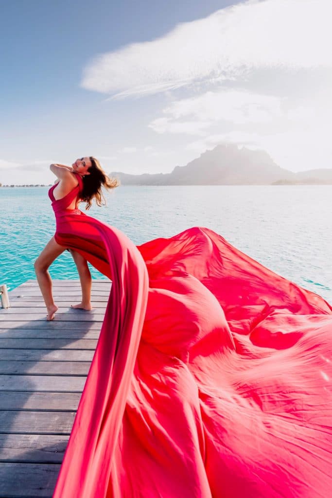 Bora Bora Photographer - Photoshoot with maxi flying dress - Pink Dress