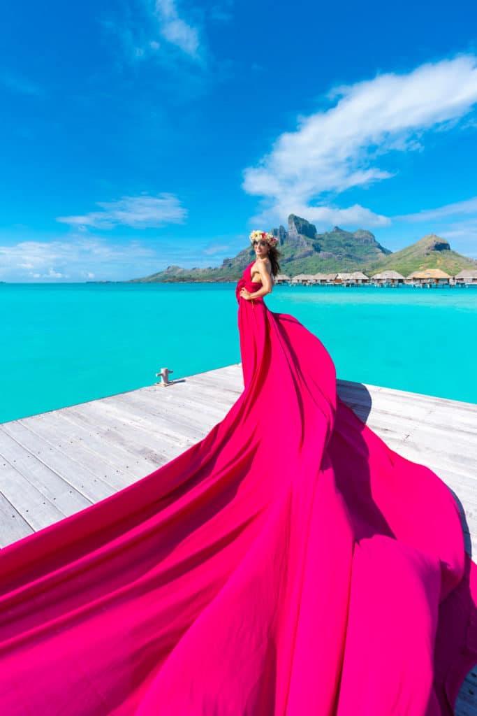 Bora Bora Photographer - Photoshoot with maxi flying dress - Pink Dress