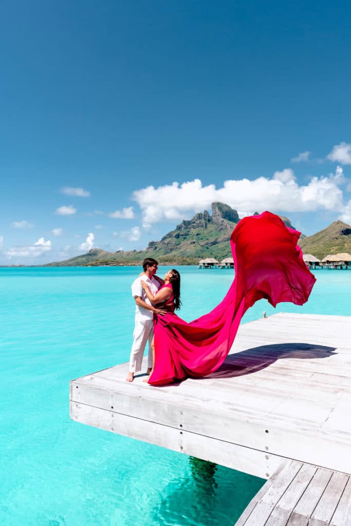 Bora Bora Photographer - Photoshoot with maxi flying dress - Pink Dress
