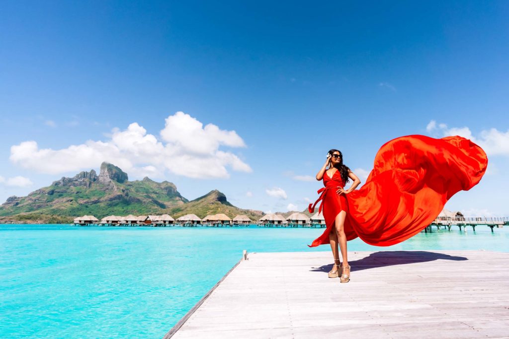 Bora Bora Photographer - Photoshoot with maxi flying dress - Red Dress