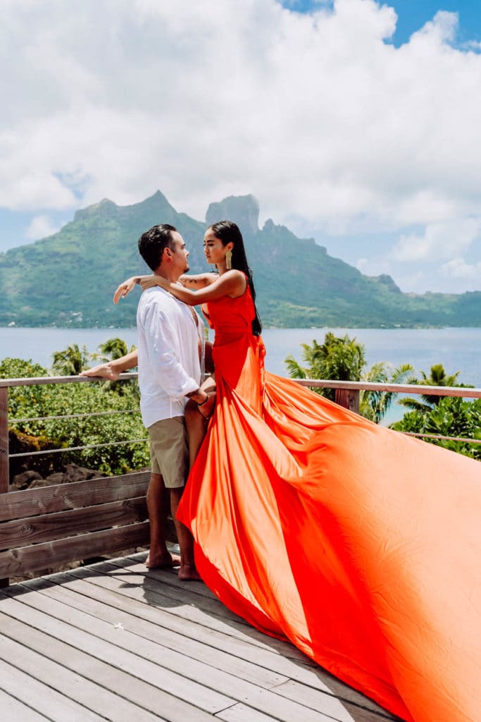 Bora Bora Photographer - Photoshoot with maxi flying dress - Red Dress