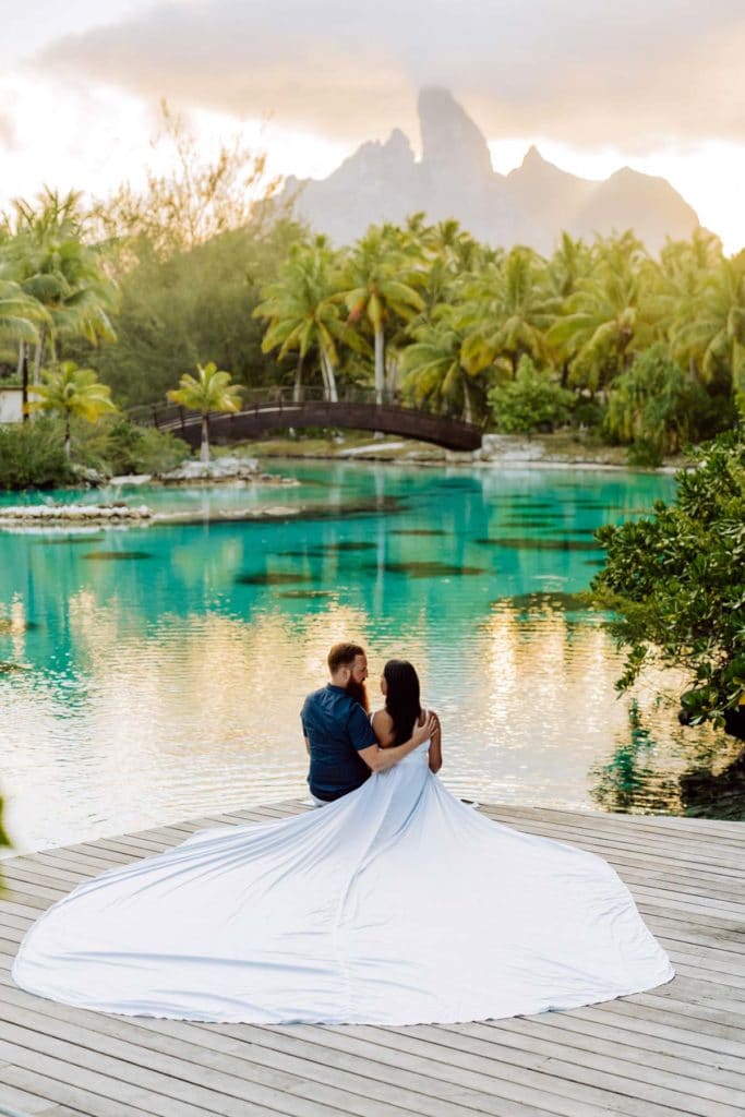 Bora Bora Photographer - Photoshoot with maxi flying dress - White Dress